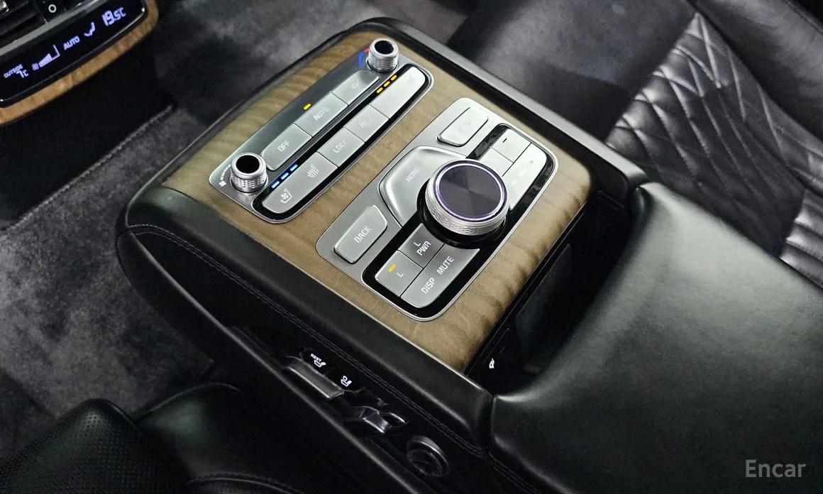 Фото 19 - Kia K9