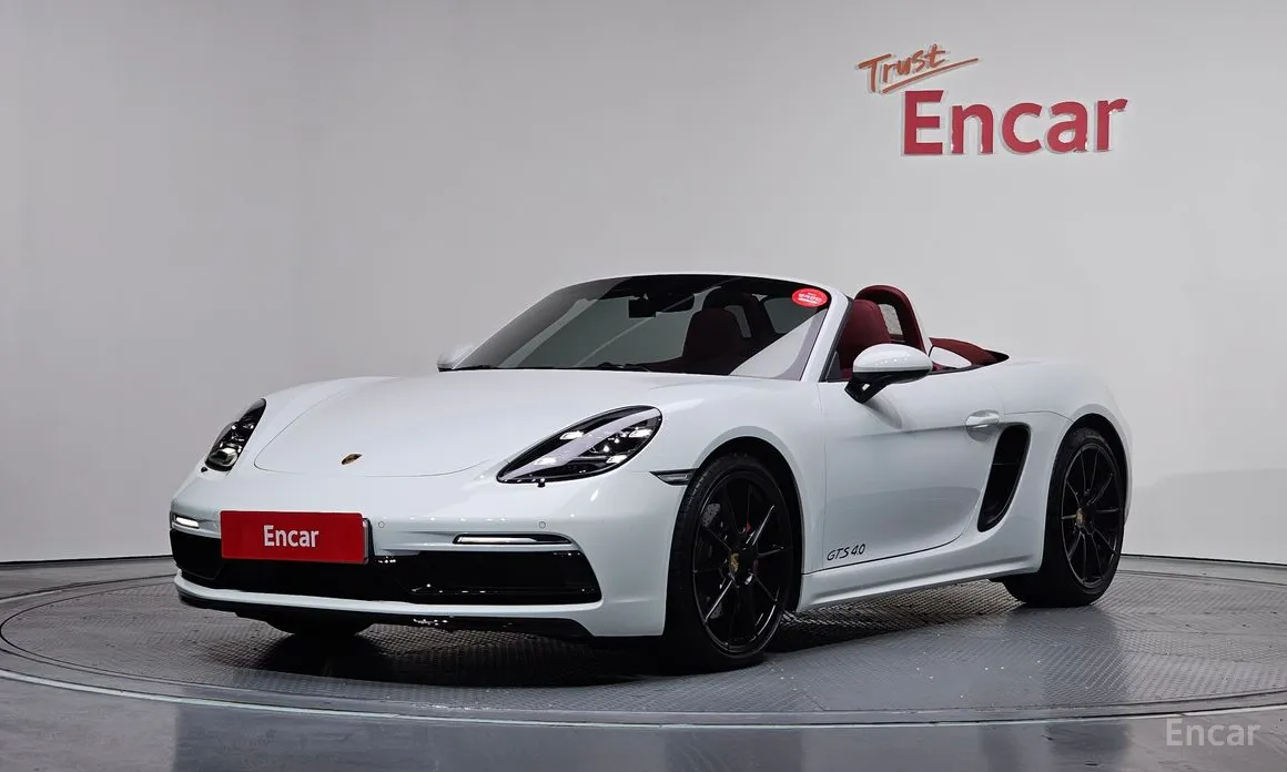 Фото 1 - Porsche 718