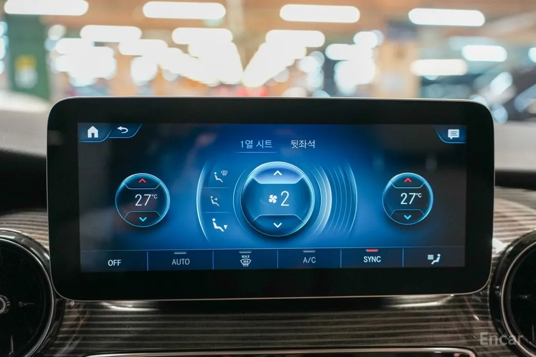 Фото 8 - Mercedes-Benz V-Class