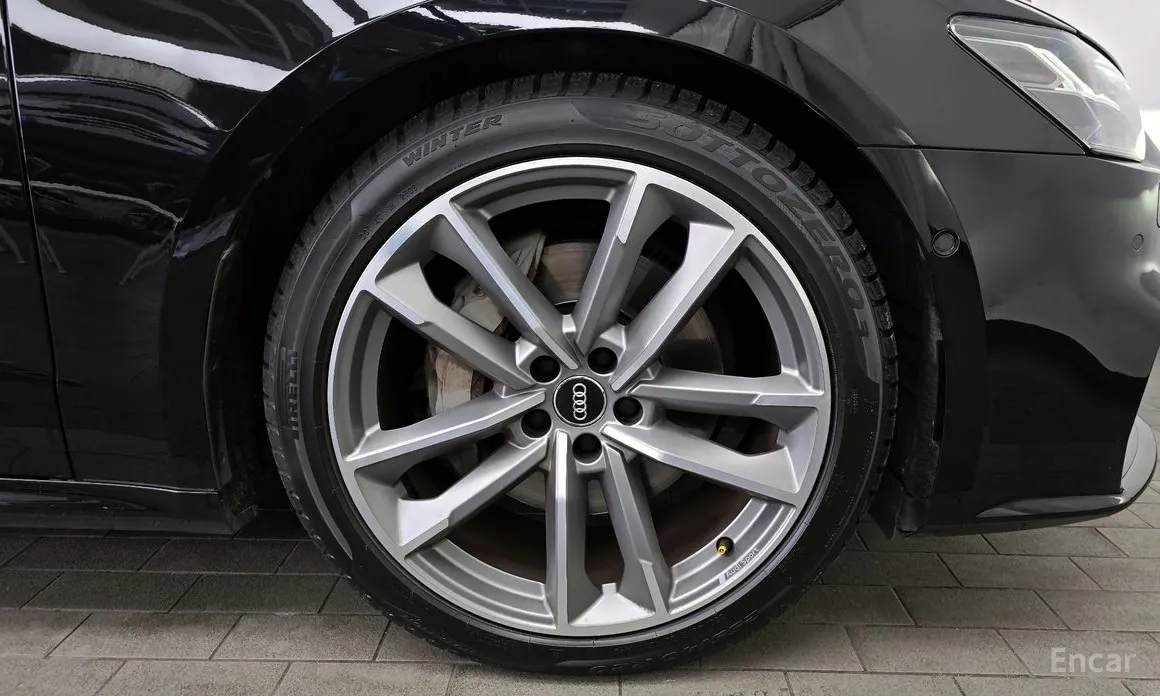 Фото 5 - Audi A7