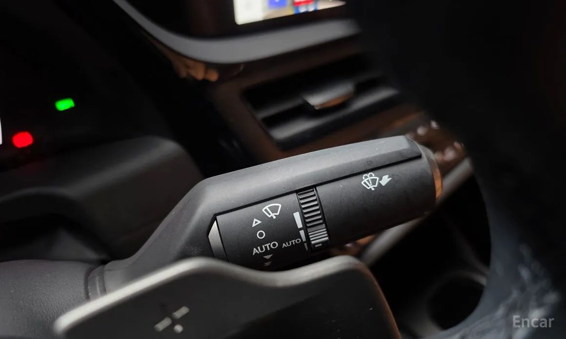 Фото 16 - Lexus ES