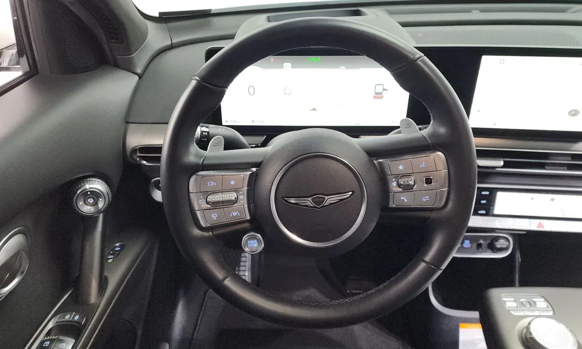 Фото 13 - Genesis GV60