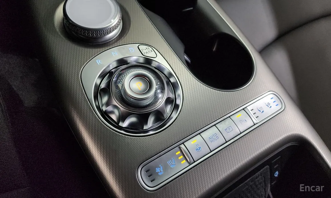 Фото 9 - Genesis GV60