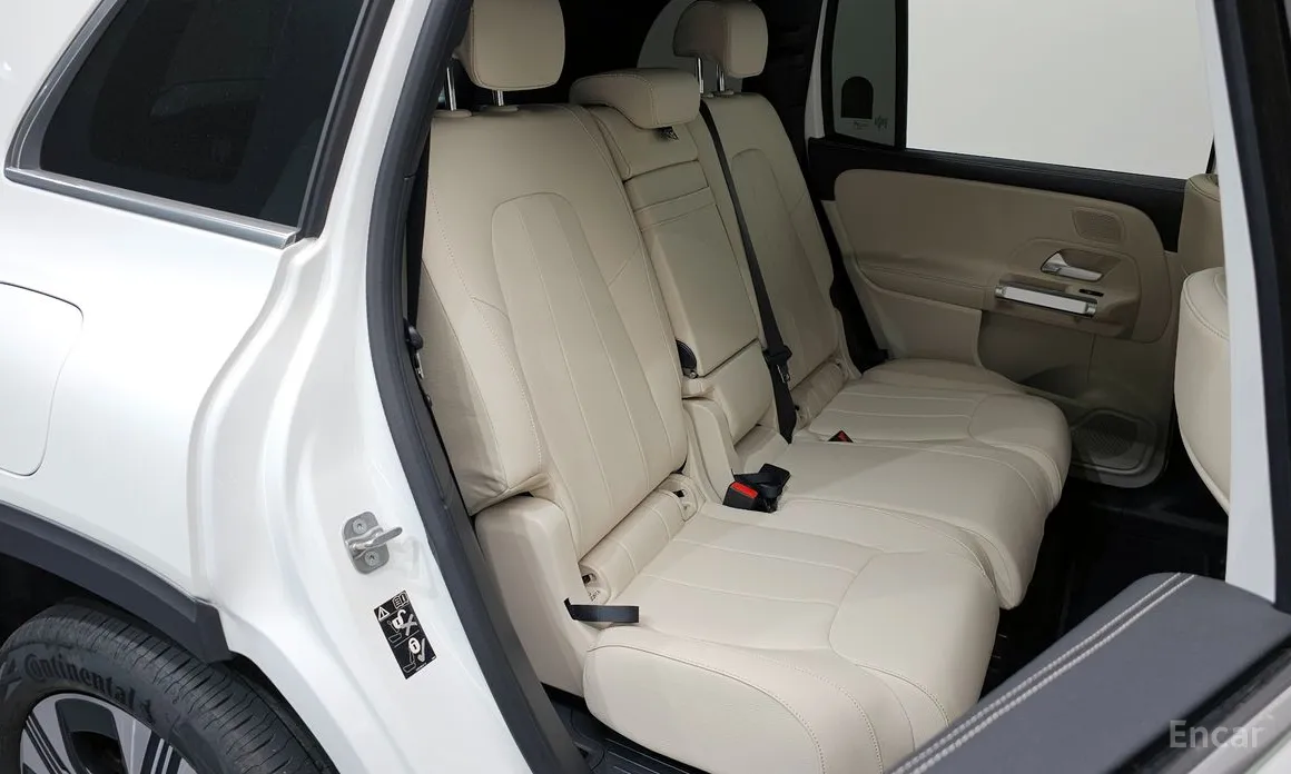 Фото 12 - Mercedes-Benz EQB