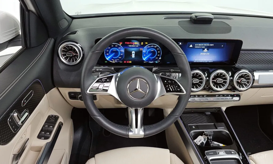 Фото 13 - Mercedes-Benz EQB