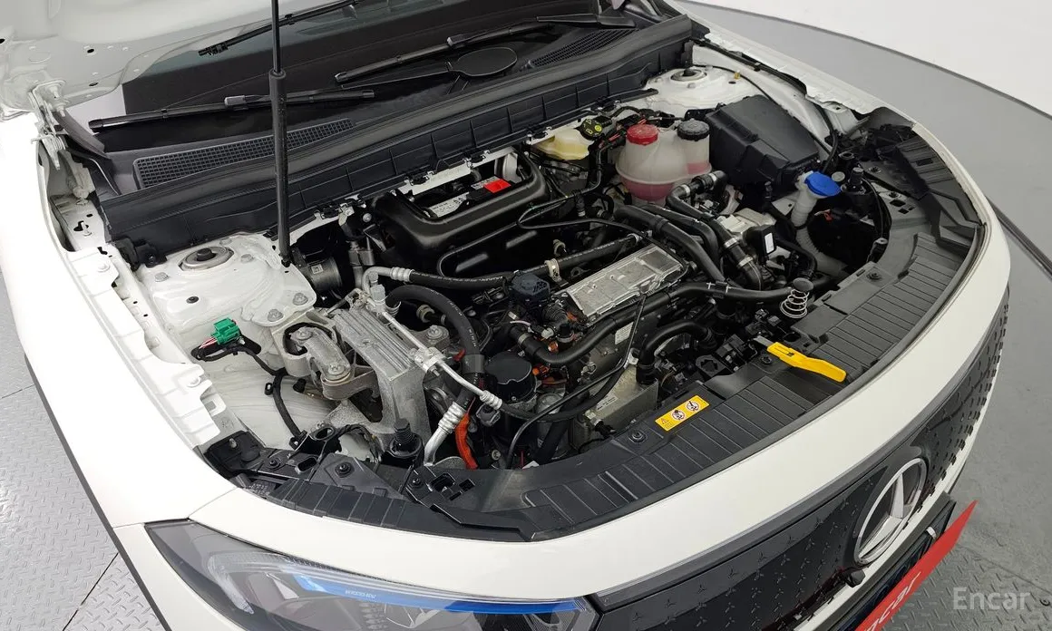 Фото 6 - Mercedes-Benz EQB