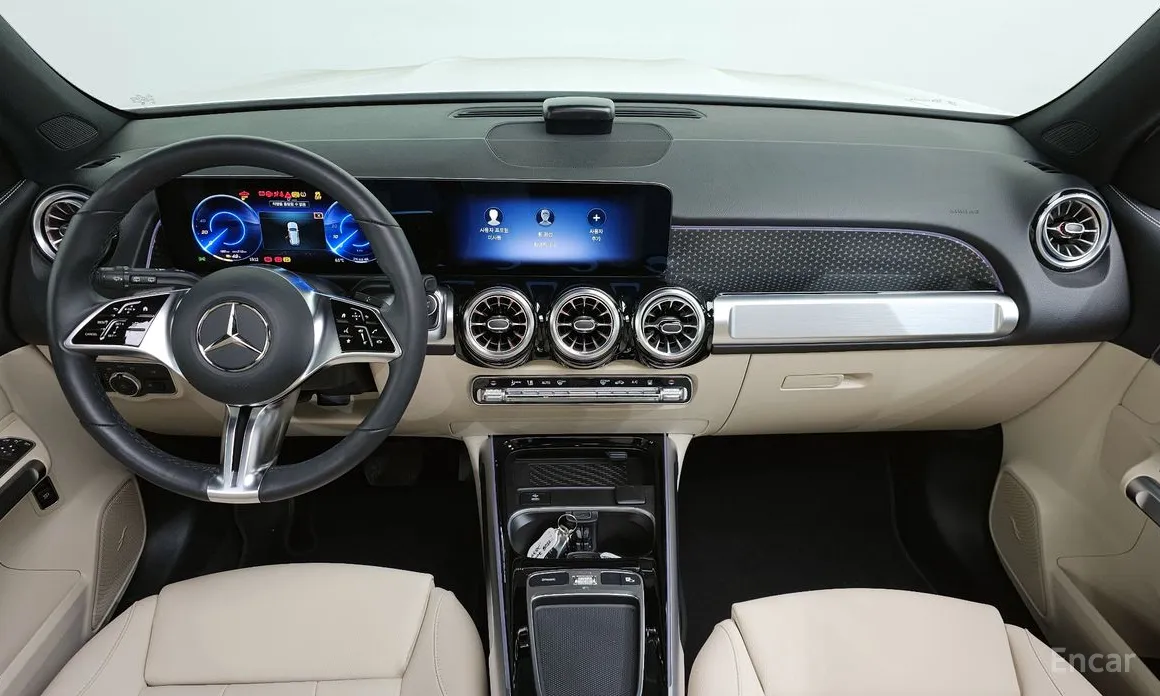 Фото 7 - Mercedes-Benz EQB