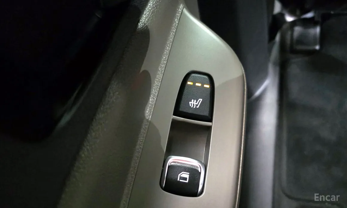 Фото 17 - Kia Carnival