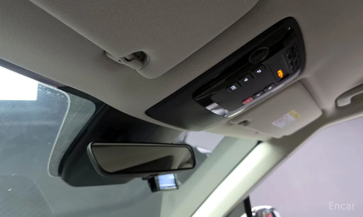 Фото 19 - Kia Carnival