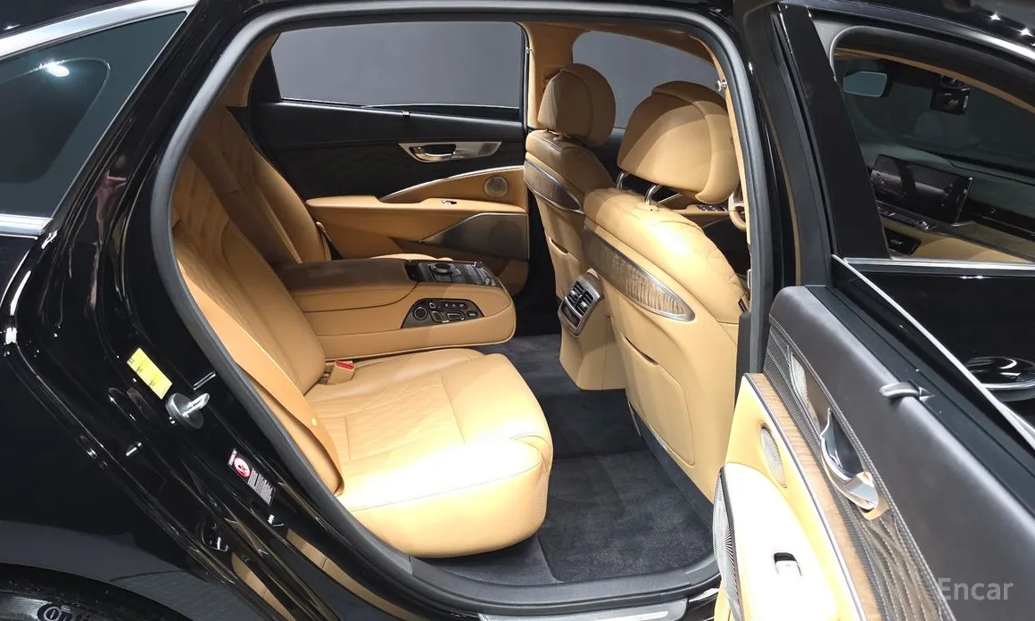 Фото 12 - Kia K9