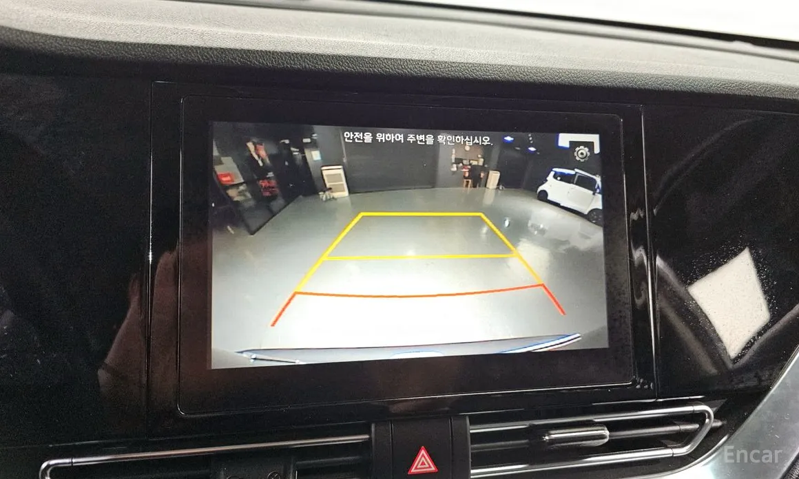 Фото 16 - Kia Niro