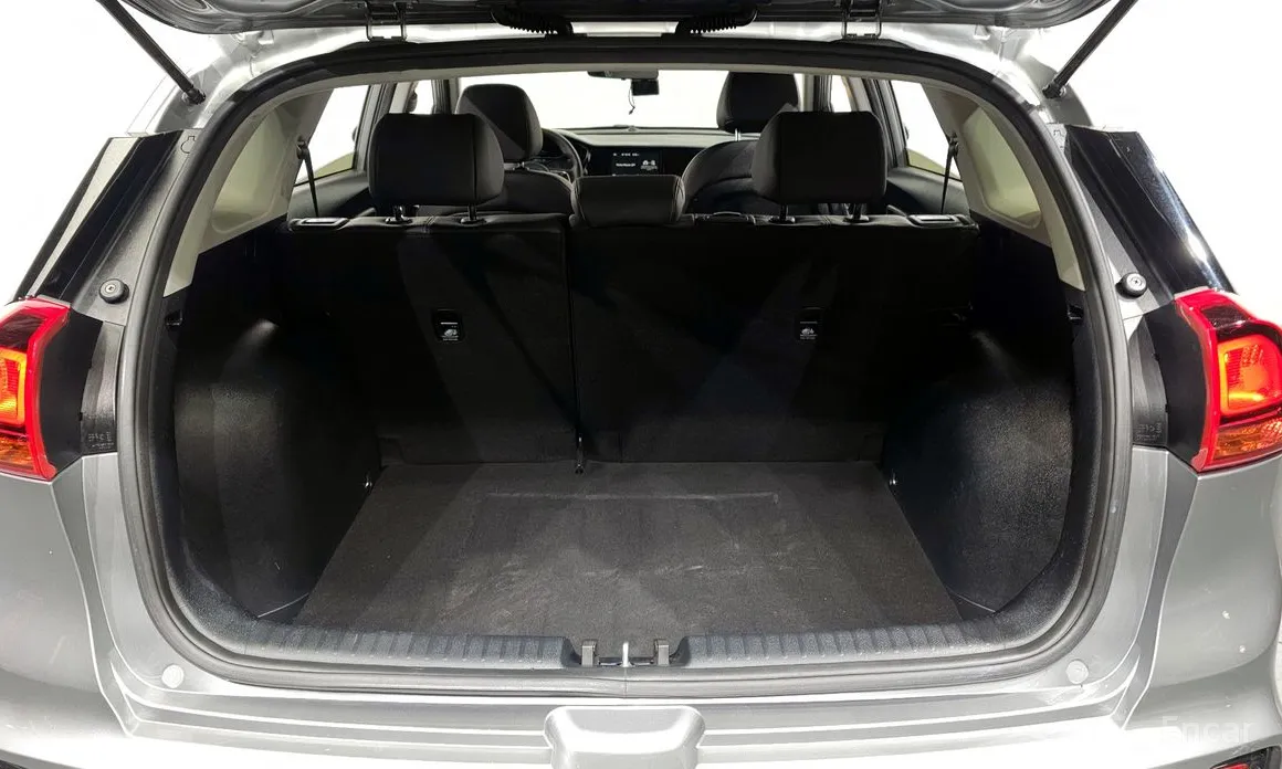 Фото 20 - Kia Niro