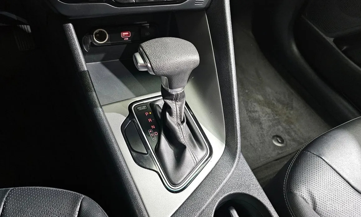 Фото 9 - Kia Niro