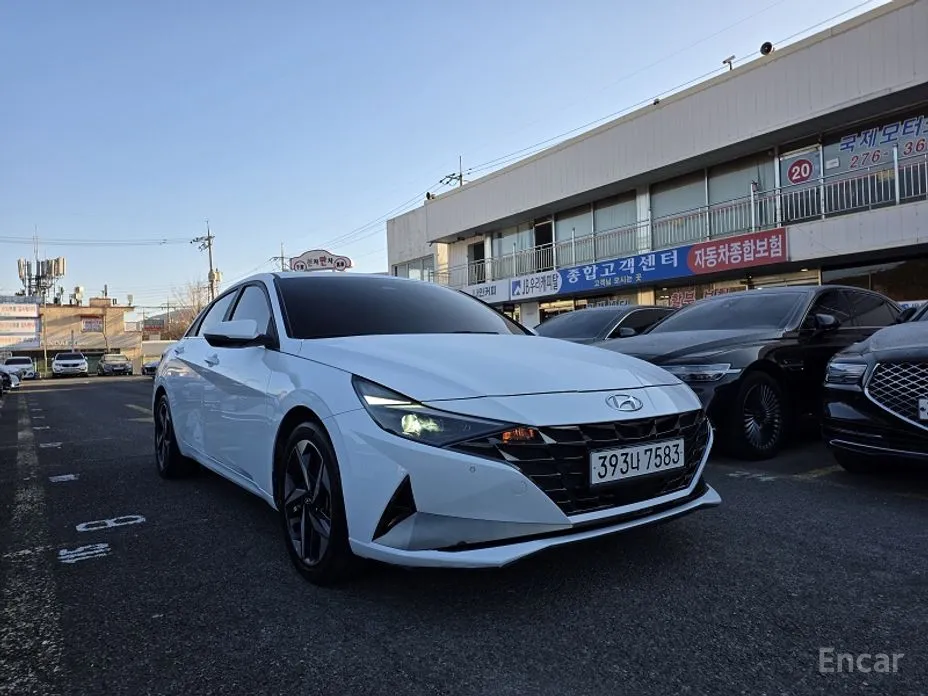 Фото 2 - Hyundai Avante