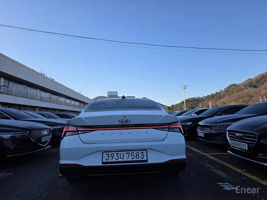 Фото 4 - Hyundai Avante