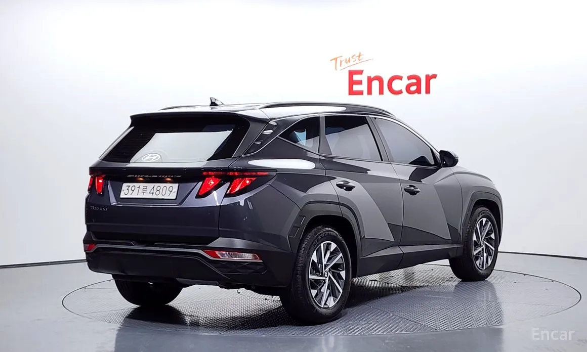 Фото 2 - Hyundai Tucson