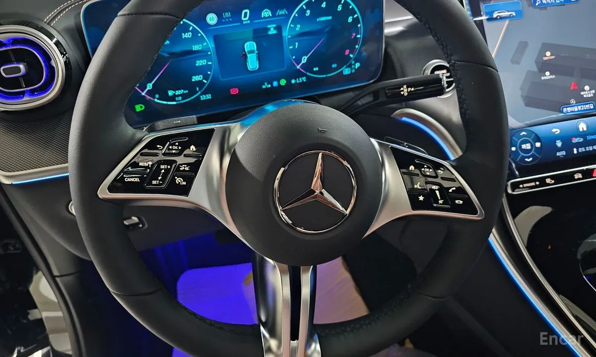 Фото 11 - Mercedes-Benz GLC-Class