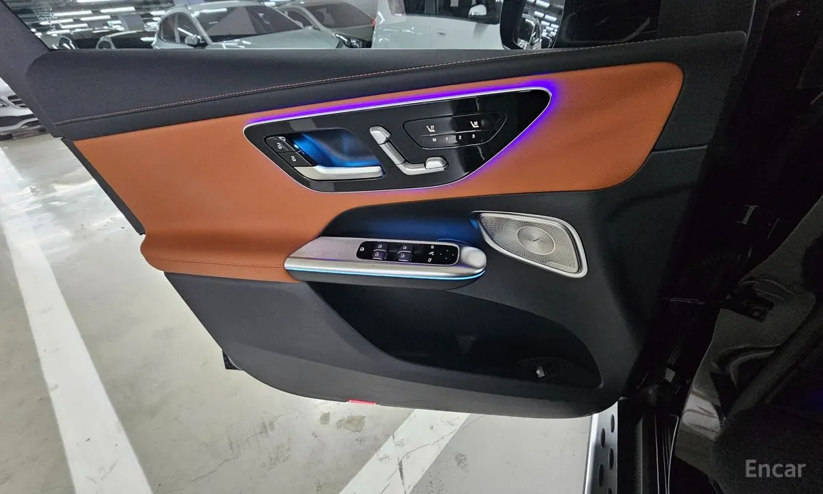 Фото 12 - Mercedes-Benz GLC-Class