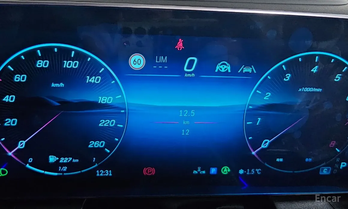 Фото 8 - Mercedes-Benz GLC-Class