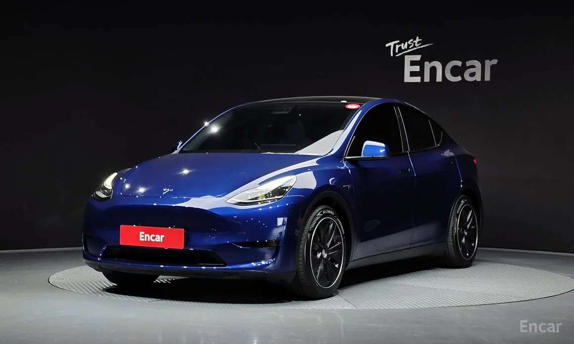 Фото 1 - Tesla Model Y