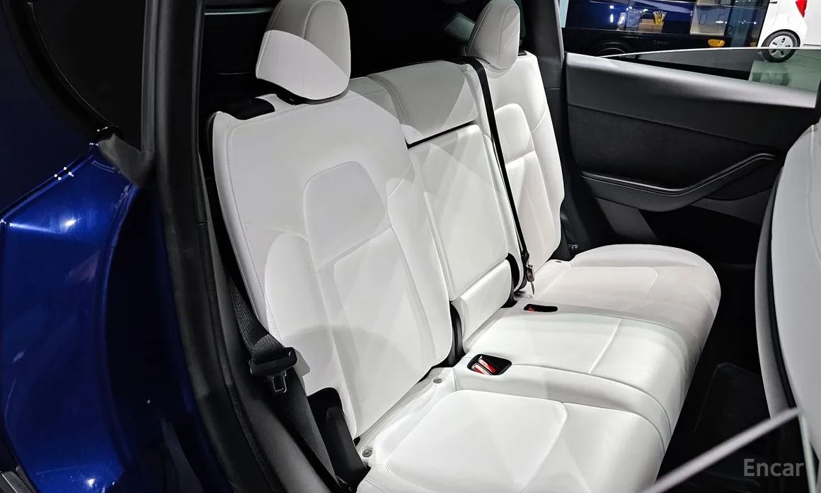 Фото 12 - Tesla Model Y