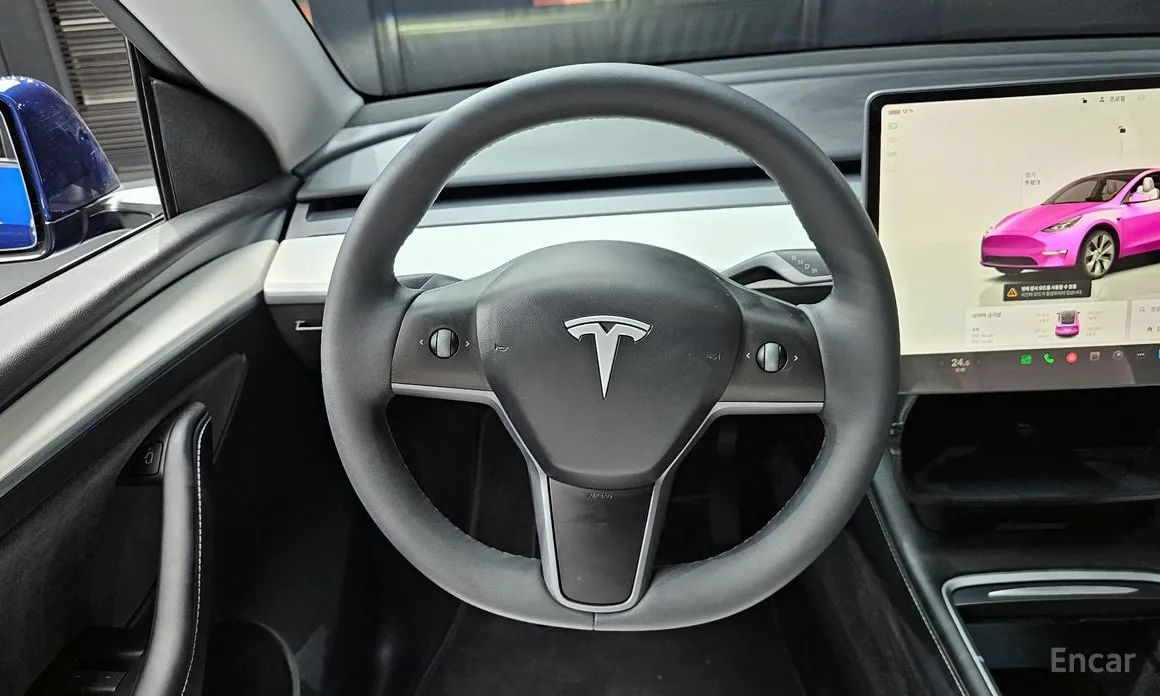 Фото 13 - Tesla Model Y