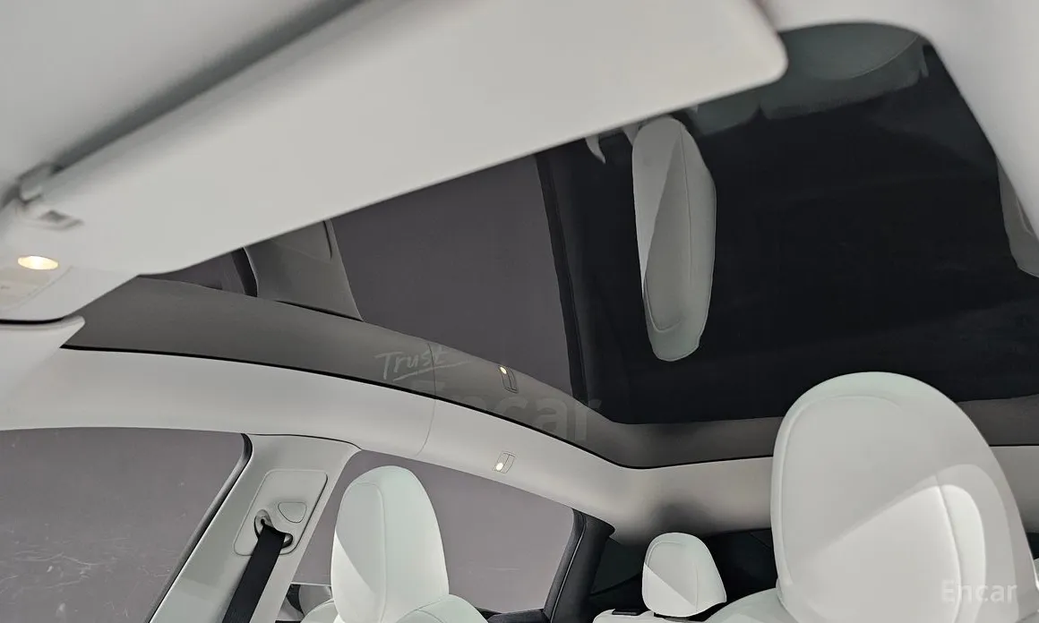 Фото 19 - Tesla Model Y