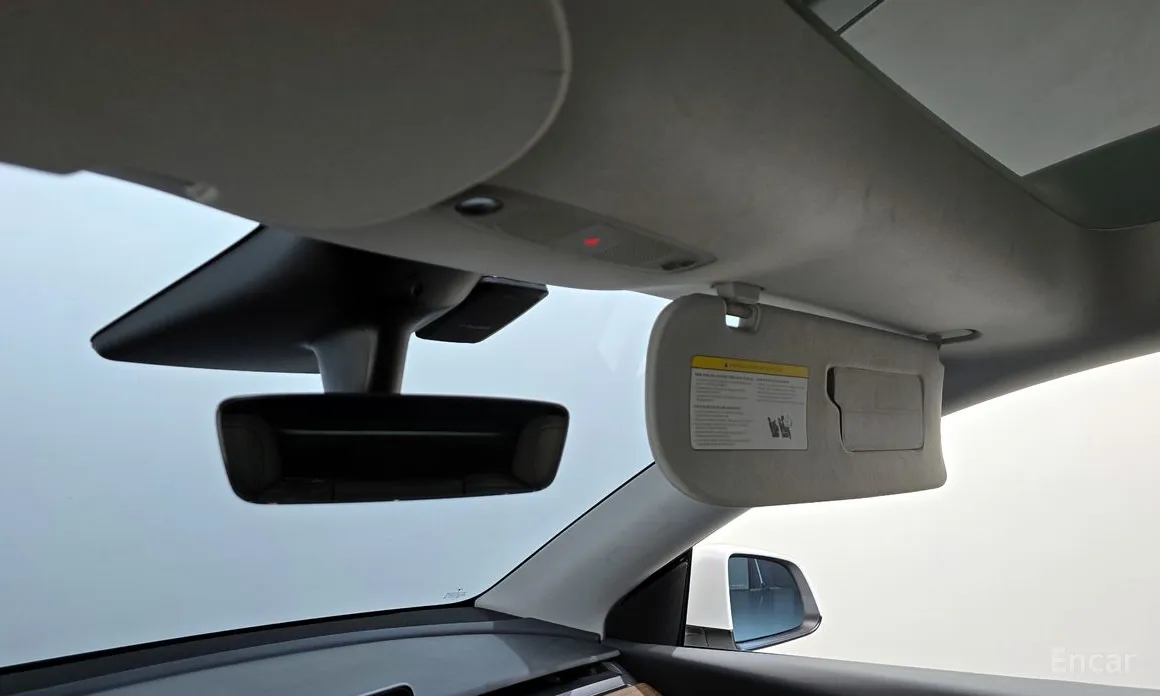 Фото 17 - Tesla Model Y