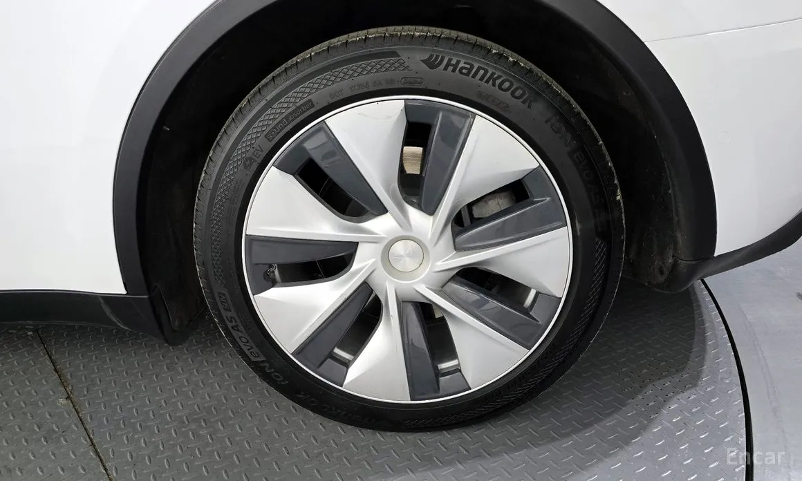 Фото 5 - Tesla Model Y