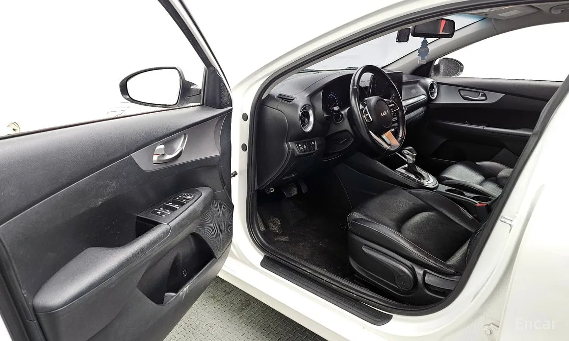 Фото 10 - Kia K3