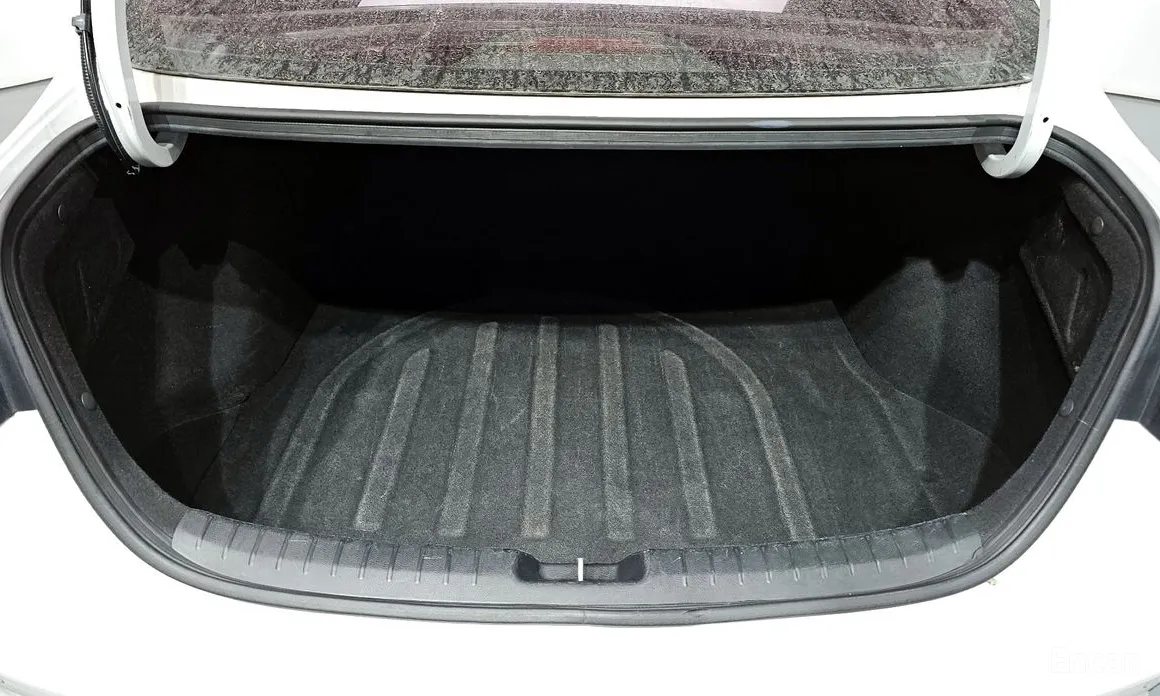 Фото 20 - Kia K3