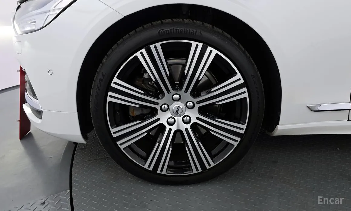 Фото 5 - Volvo S90