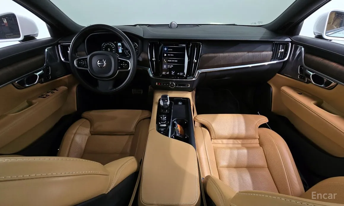 Фото 7 - Volvo S90