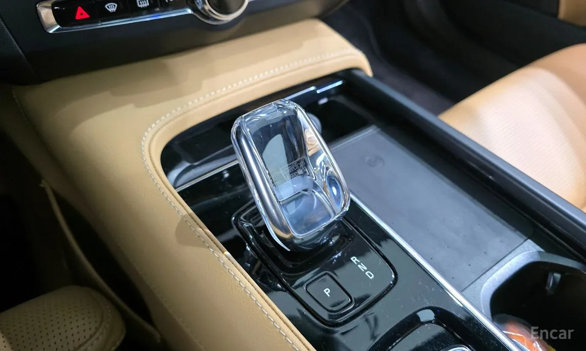 Фото 9 - Volvo S90