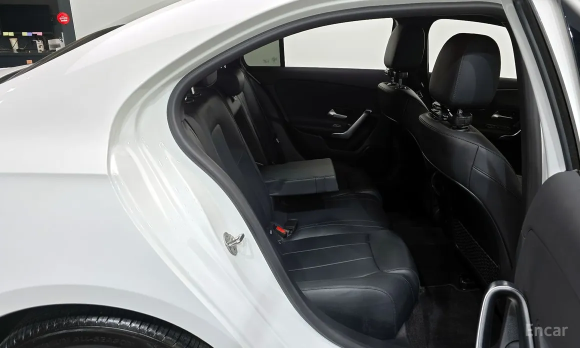 Фото 12 - Mercedes-Benz A-Class