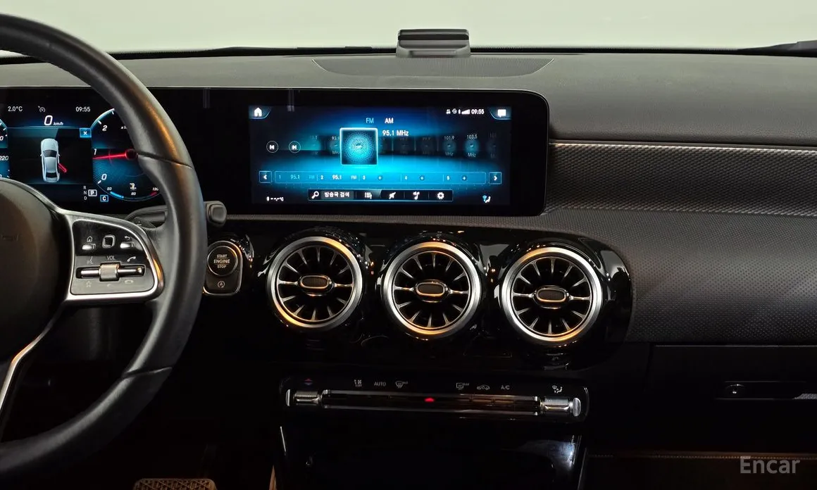 Фото 14 - Mercedes-Benz A-Class