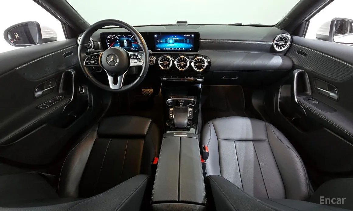 Фото 7 - Mercedes-Benz A-Class