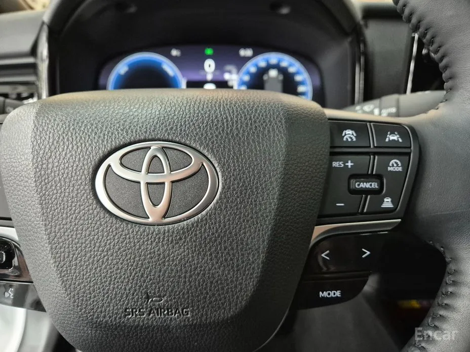 Фото 6 - Toyota Camry