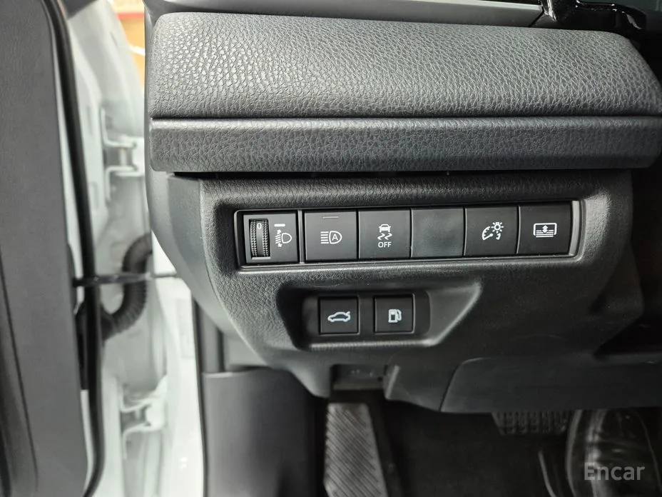 Фото 9 - Toyota Camry