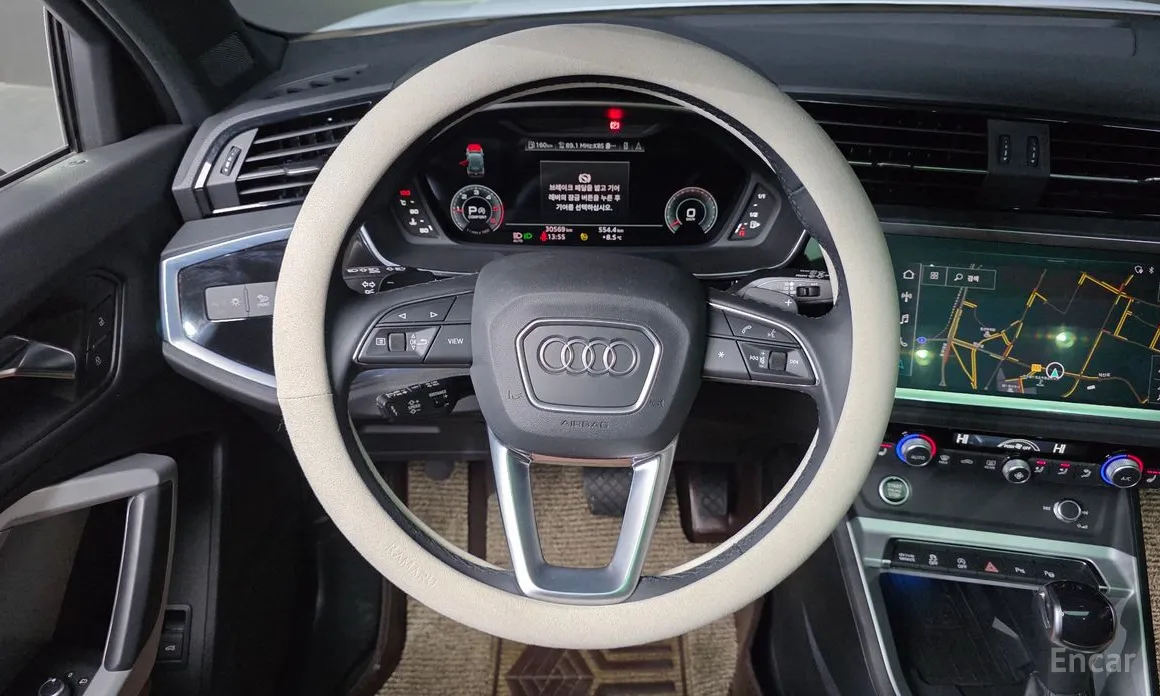 Фото 14 - Audi Q3