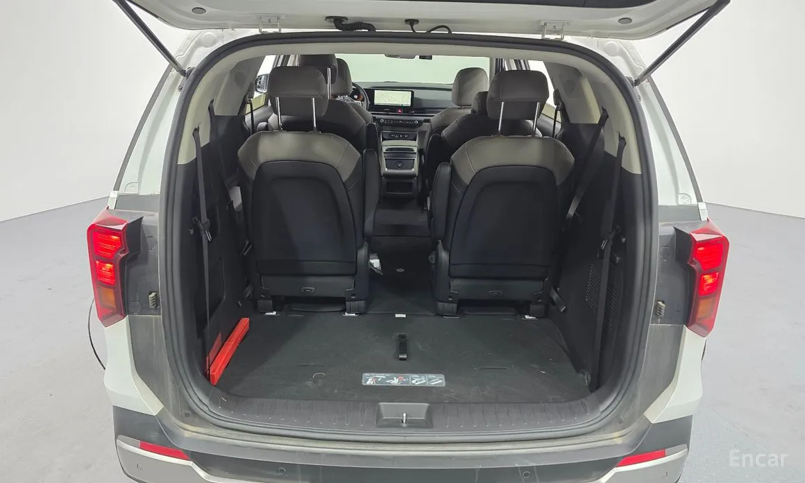 Фото 20 - Kia Carnival