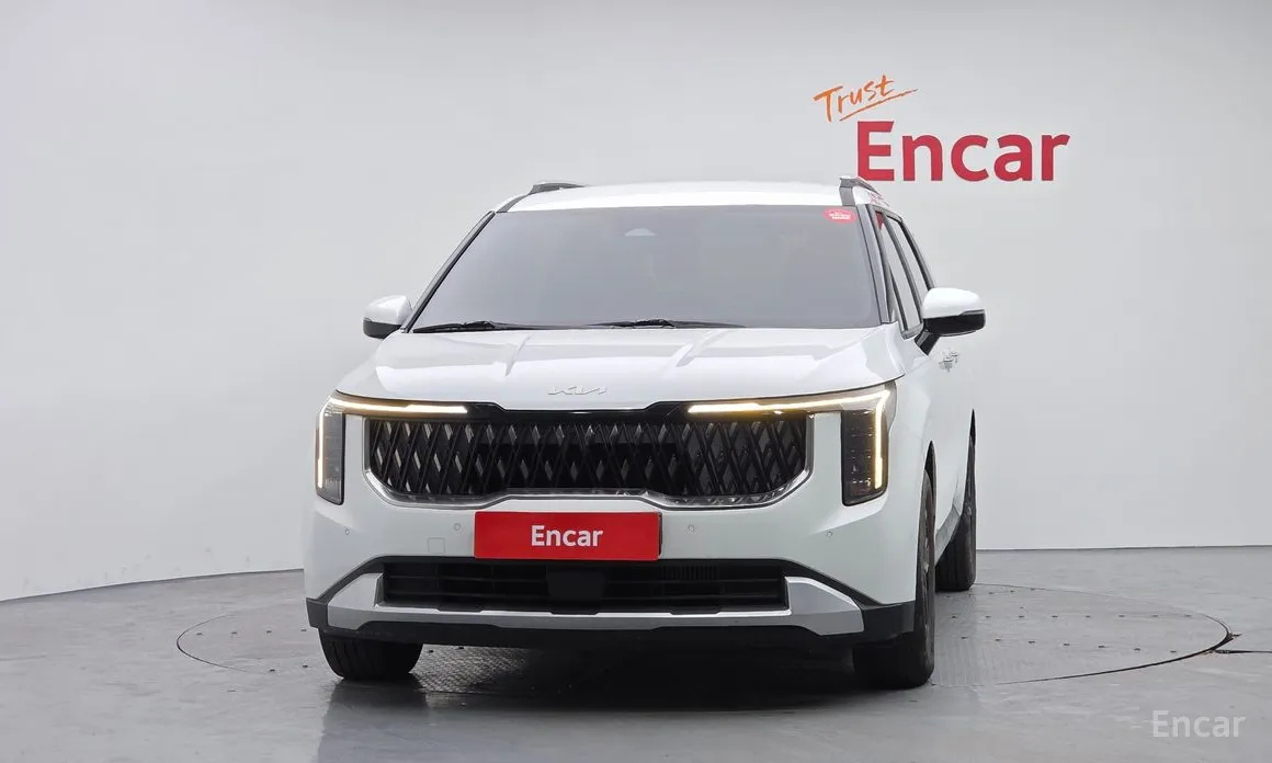 Фото 3 - Kia Carnival