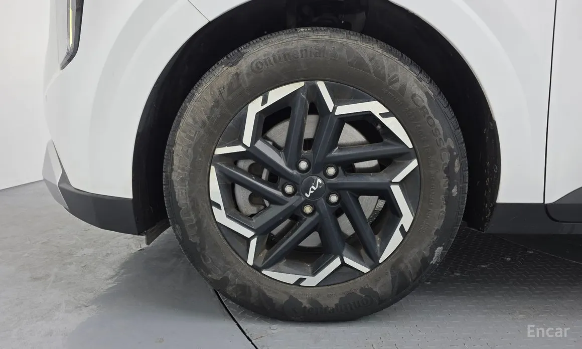 Фото 5 - Kia Carnival