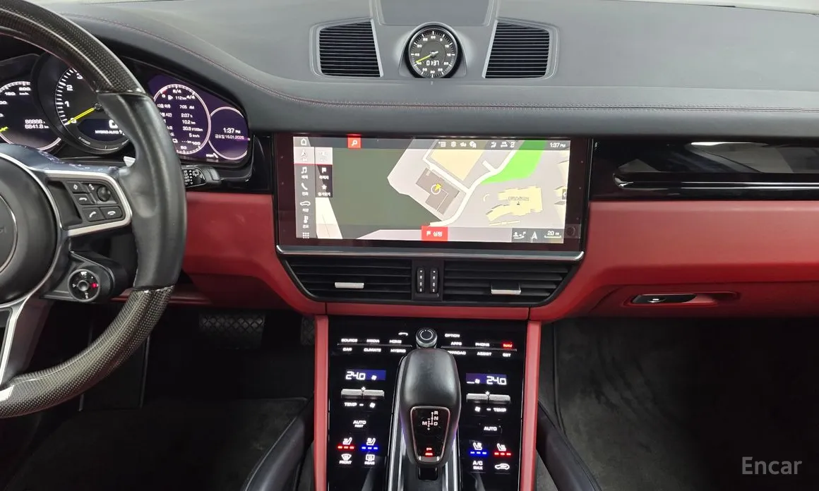 Фото 14 - Porsche Cayenne