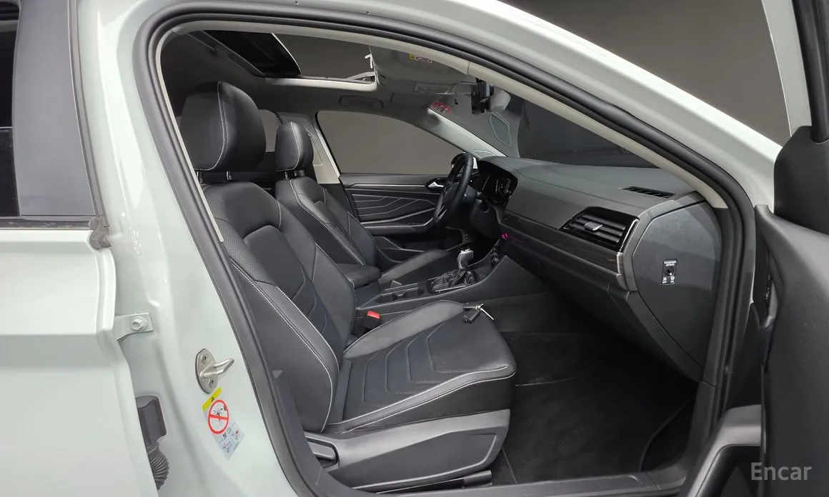 Фото 10 - Volkswagen Jetta