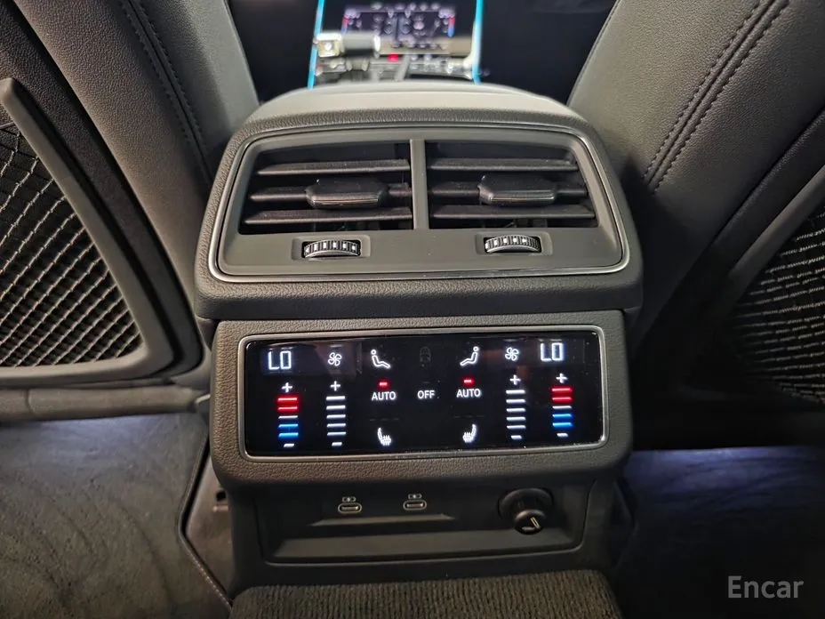 Фото 18 - Audi A7