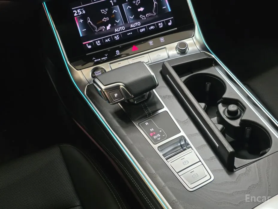 Фото 9 - Audi A7