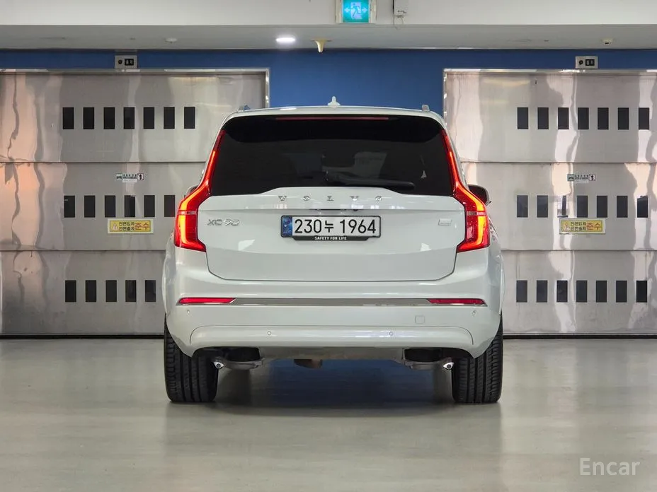 Фото 3 - Volvo XC90