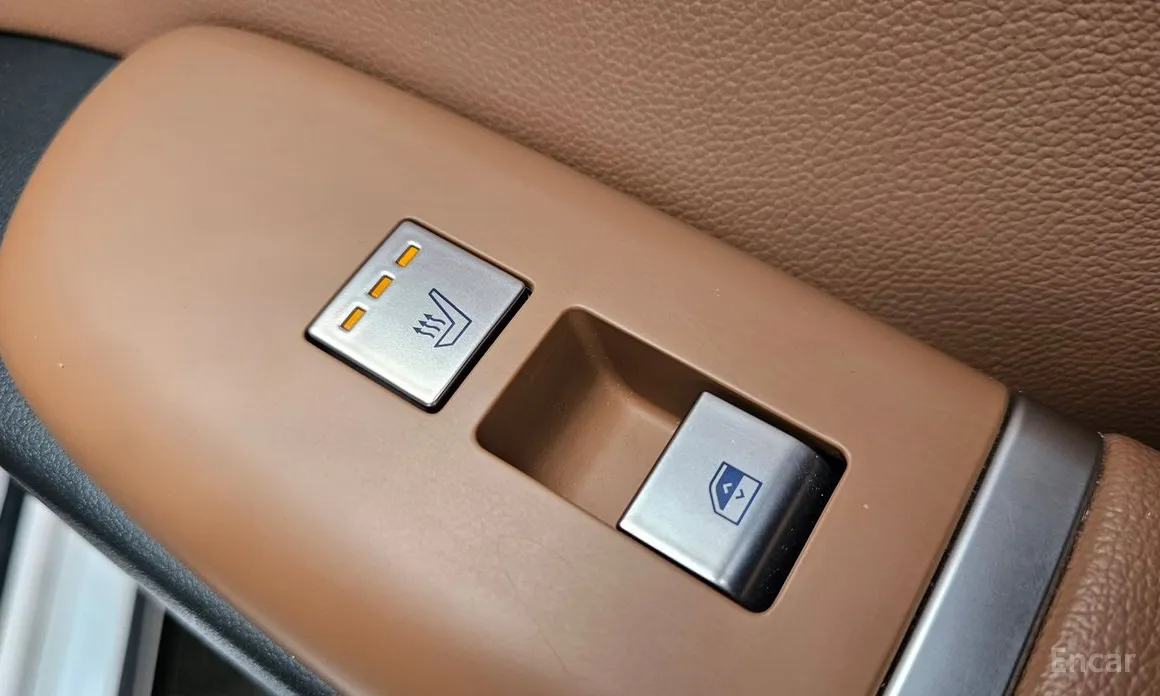 Фото 19 - Hyundai Grandeur