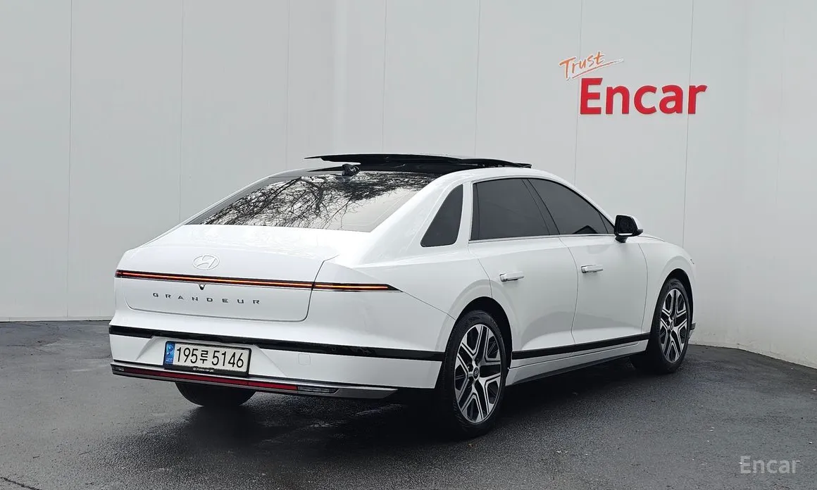 Фото 2 - Hyundai Grandeur